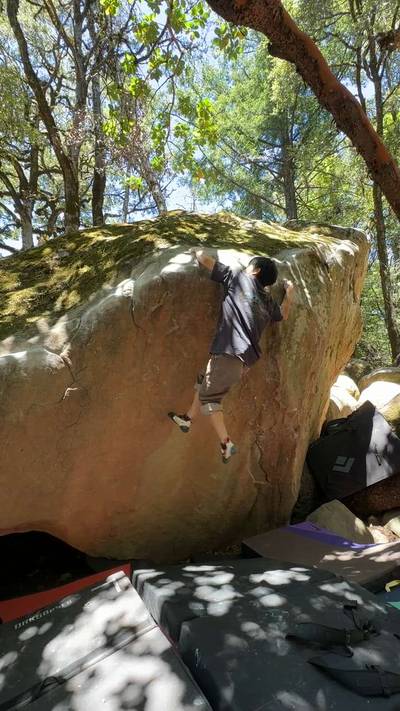 Nature Nazi Traverse v4, Indian Rock - Beta Video from mpon