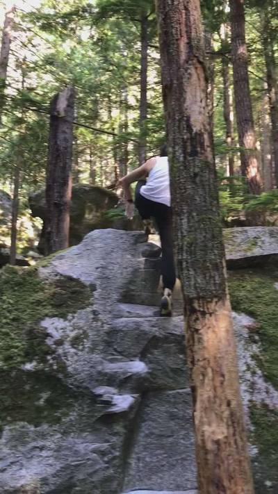 Stu's Dyke v0, Squamish - Beta Video from mica