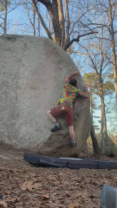 Sourwood Sit v4, Boat Rock - Beta Video from Danny.bell
