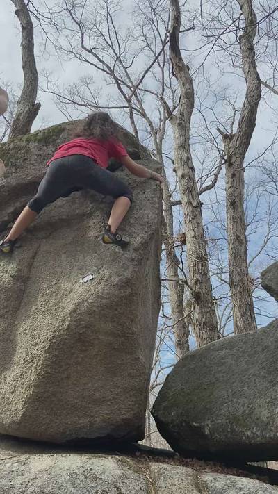 Backside Block v2, Boat Rock - Beta Video from btheclimber