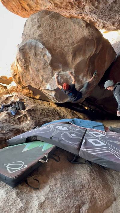 The Egg v8, Hueco Tanks - Beta Video from taters