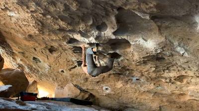 Baby Martini v6, Hueco Tanks - Beta Video from thatclimbwasass