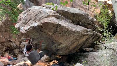 Mini Dagger v7, Rocky Mountain National Park - Beta Video from thatclimbwasass
