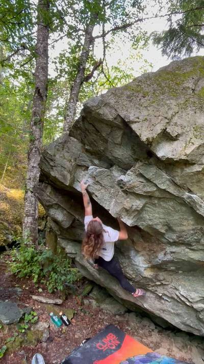 How Neat is That? v6, Squamish - Beta Video from alliecat