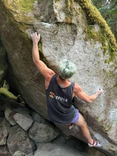 Almost Famous v9, Squamish - Beta Video from Boulderman_Climbs