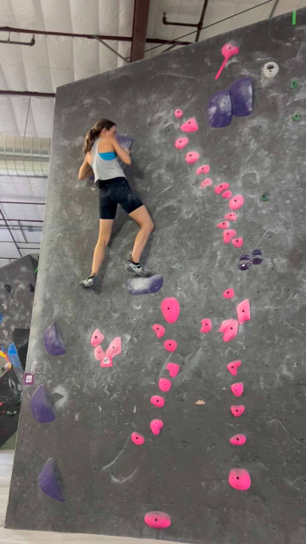 Purple v4, Black Rock Bouldering Gym - Beta Video from Maperr