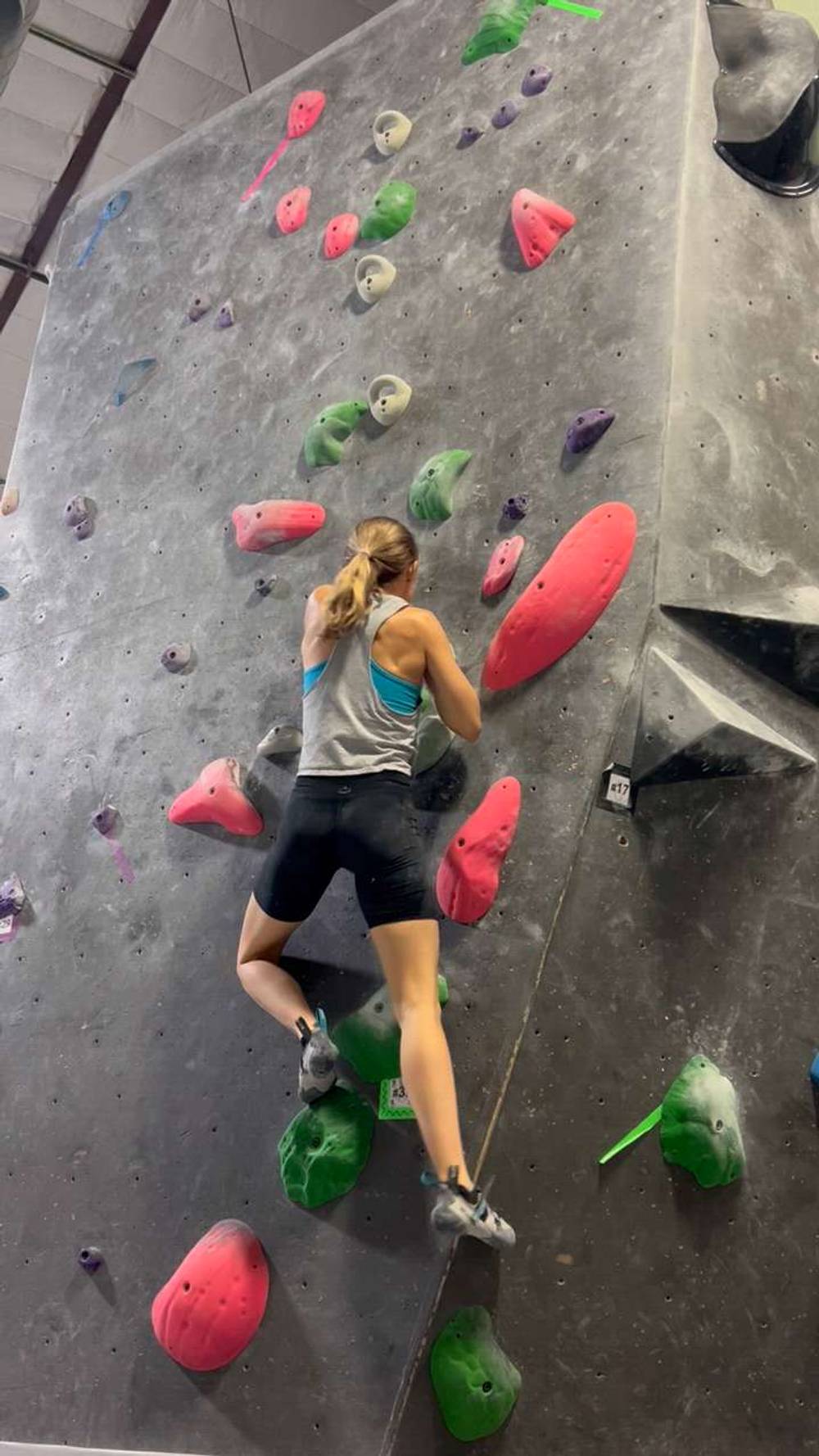 Green #39, Boulder, Black Rock Bouldering Gym - Beta Video from Maperr