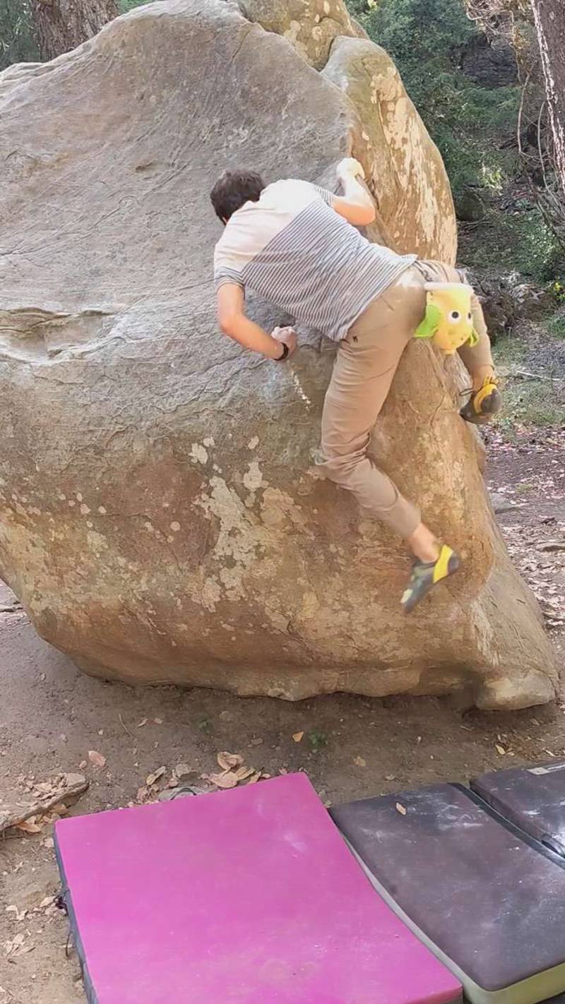 Revolving Holes Low v4, Indian Rock - Beta Video from Weepinbell