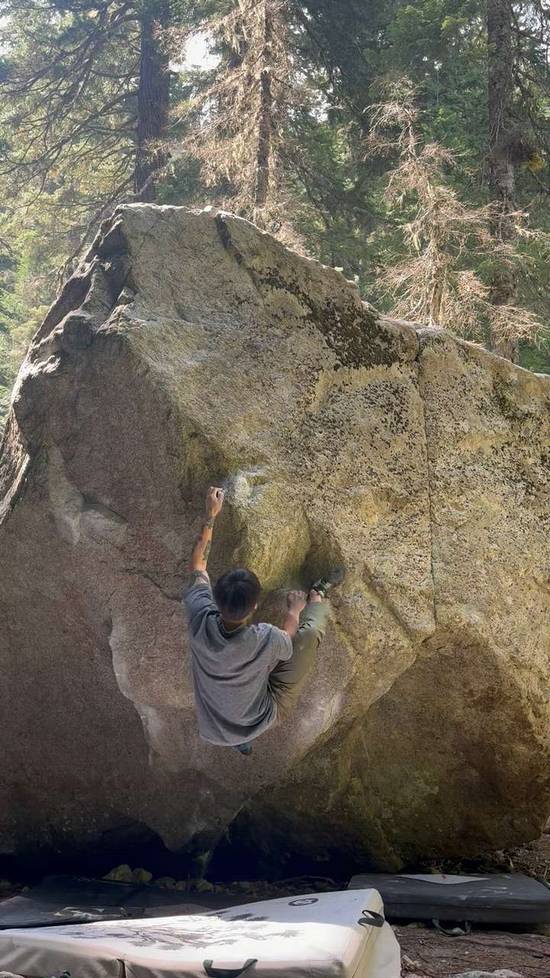 Entropy Right v7, Stevens Pass - Beta Video from climb_ryan