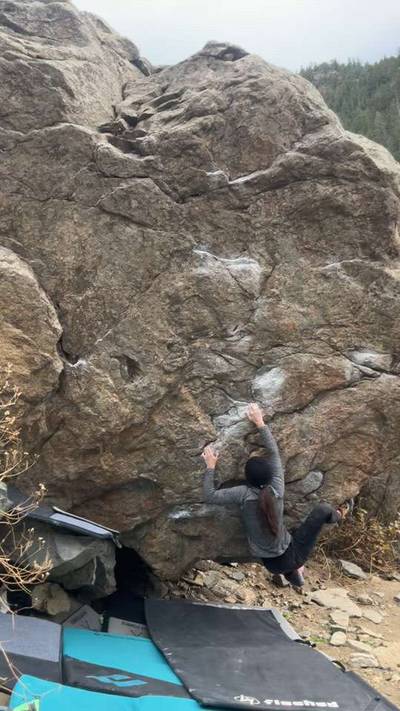 Lurker Sit v8, Clear Creek Canyon - Beta Video from Ryley