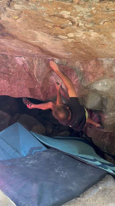 The Dragon's Claw v10, Rocky Mountain National Park - Beta Video from Frolph