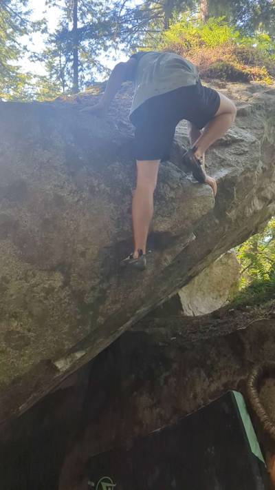 Razzamatazz v8, Squamish - Beta Video from Sheldon