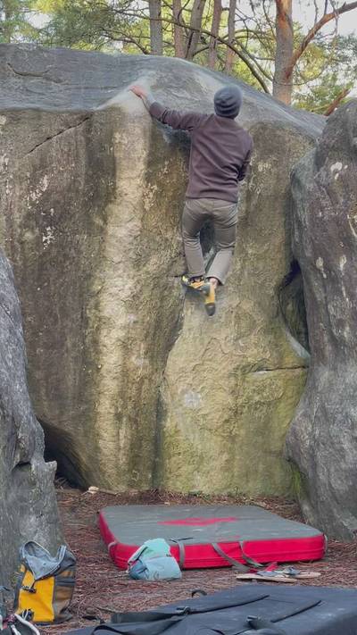 Graviton v6, Fontainebleau - Beta Video from pangtastic