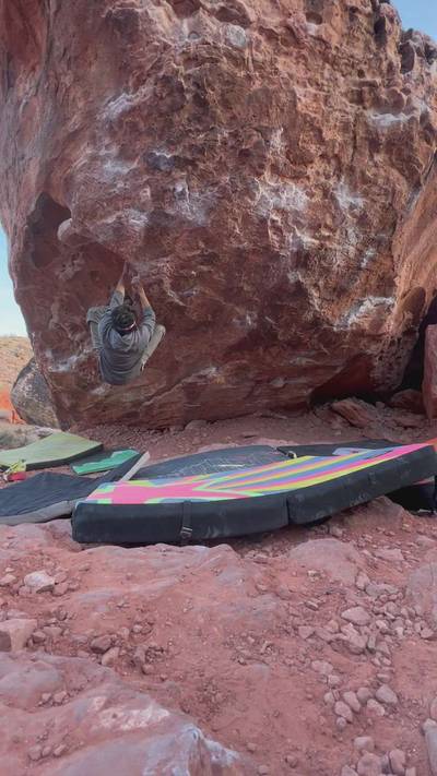 Monkey Bar Traverse v7, Red Rock - Beta Video from addddittt