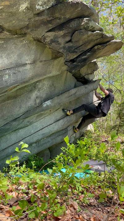 Ledge Sit v1, Gunpowder Falls - Beta Video from dylanontherocks