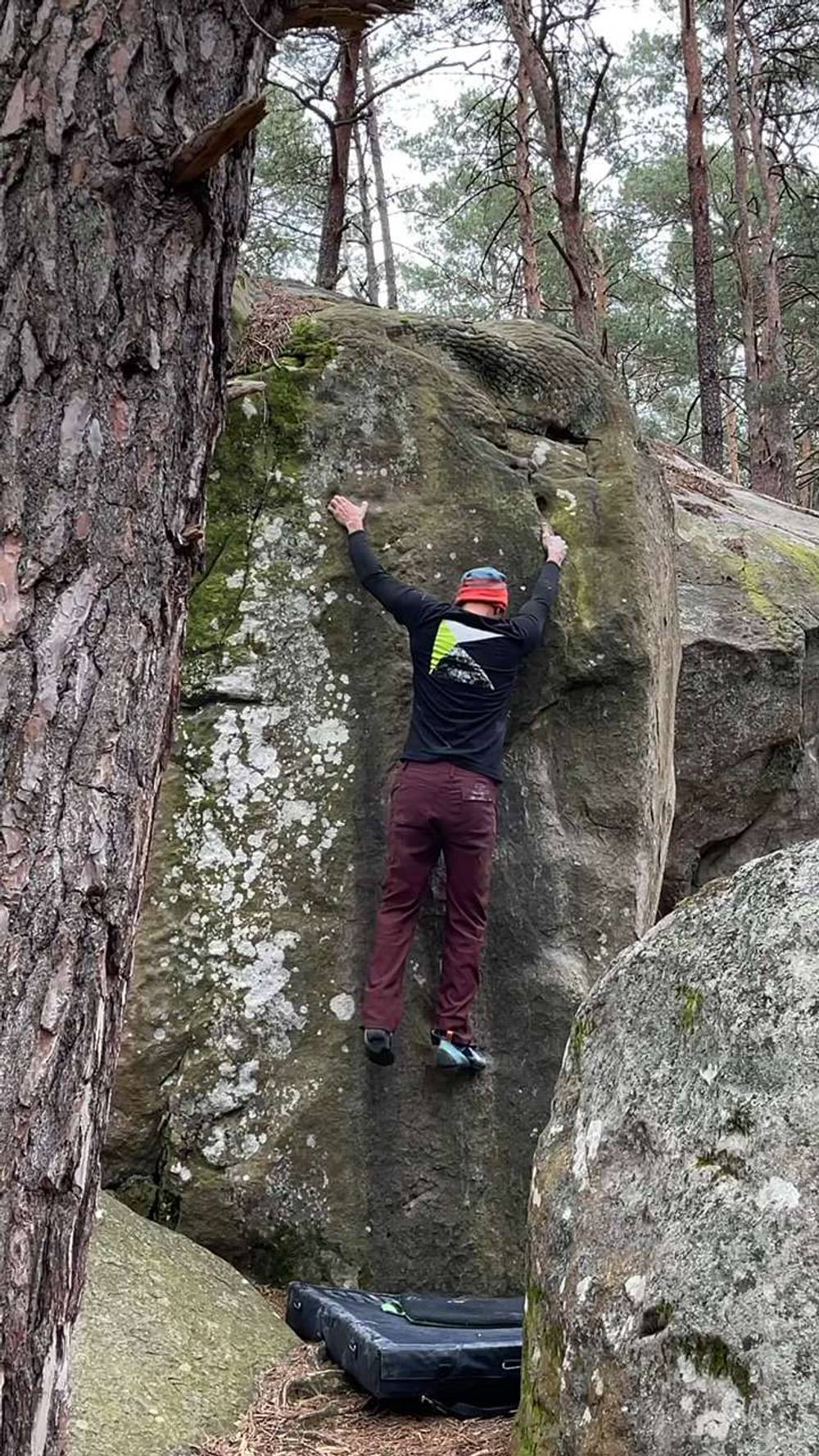 La Contorsion Nédélec v0, Fontainebleau - Beta Video from MarioTheClimber