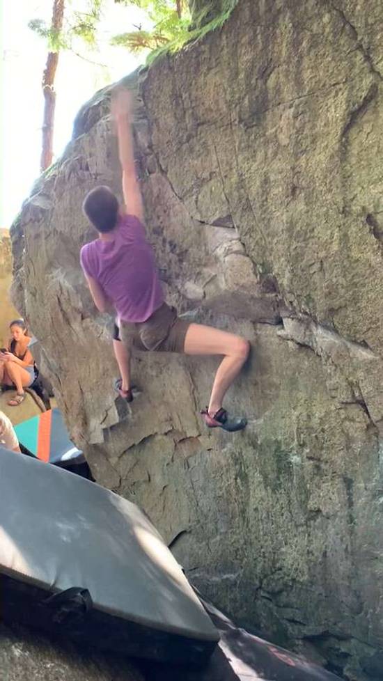 Seam Problem v1, Squamish - Beta Video from KneeBarz