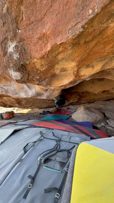 Acme Roof v10, Hueco Tanks - Beta Video from Robin.eeee