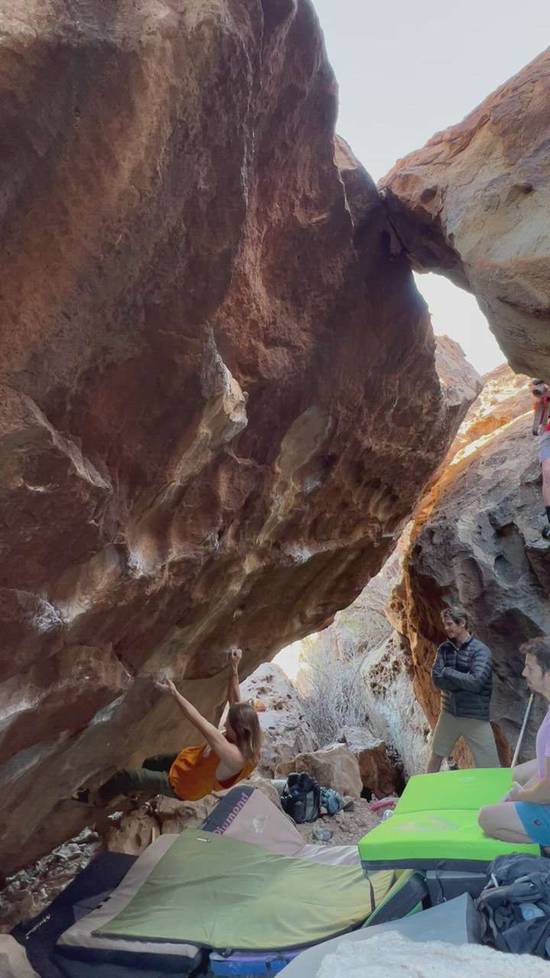 Zeistgeist v10, Hueco Tanks - Beta Video from bfox