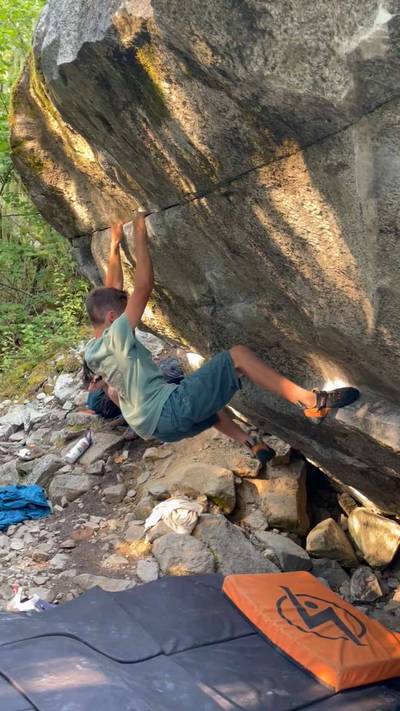 Little Dragon v6, Squamish - Beta Video from max_fallsalot