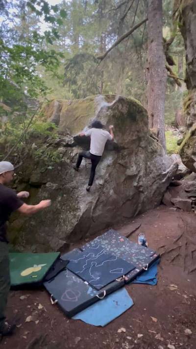The Giant's Nose v4, Squamish - Beta Video from duckuslambus