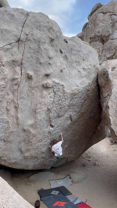 The Secrets Of The Beehive v7, Bishop - Beta Video from Kadebelike
