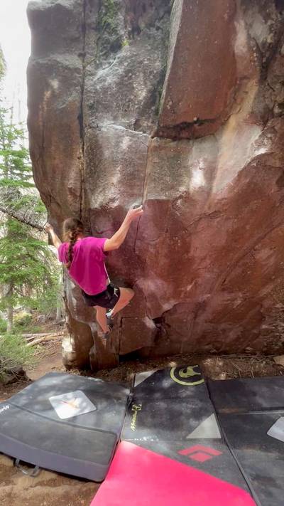Tripadog Arete v7, Uintas - Beta Video from LuciaBryn