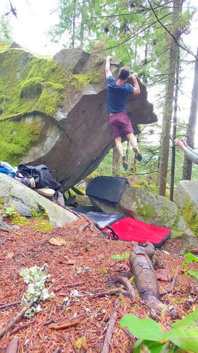World's Best V7 v7, Gold Bar - Beta Video from RileyNat