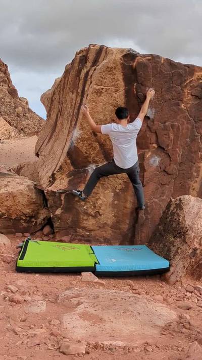 Van Betten Arete v4, Red Rock - Beta Video from bouldering_wonton