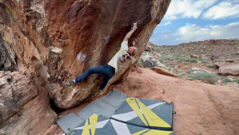 Royal Extacy v10, Moe's Valley - Beta Video from c_healy