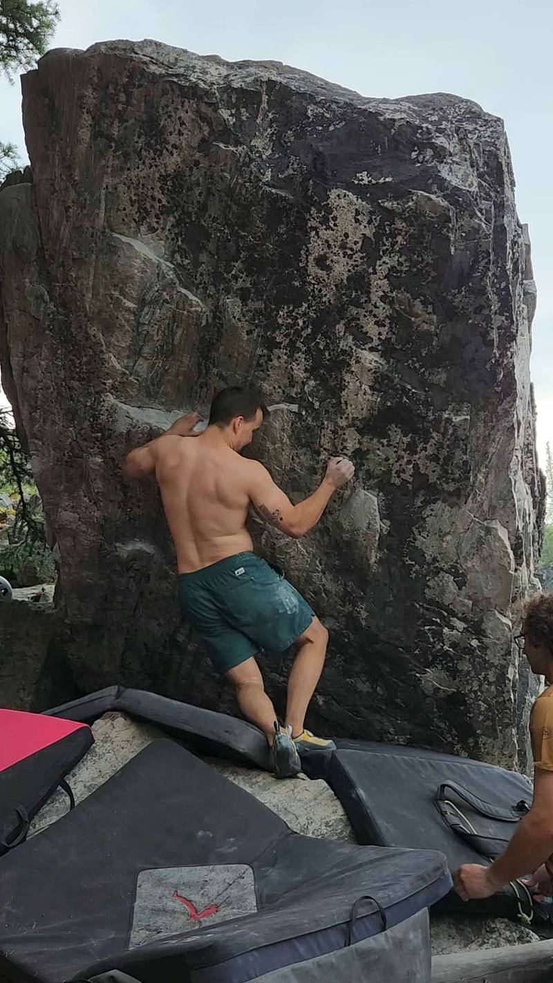 Apple Pie v4, Kelowna - Beta Video from CarsonClimbs