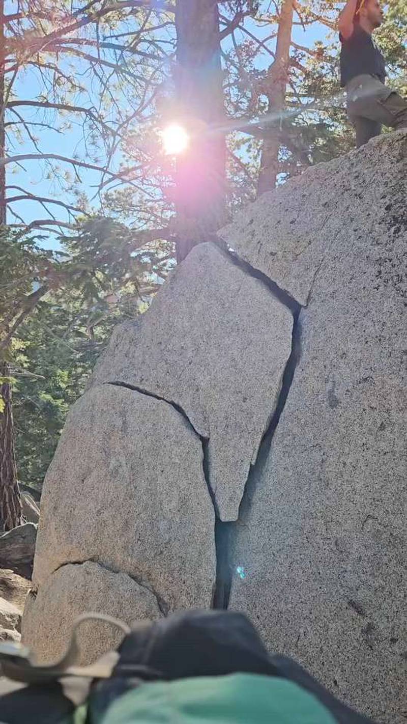Unnnamed Crack 2 (Shangri-La) vB, Tramway - Beta Video from JSebbyTorres