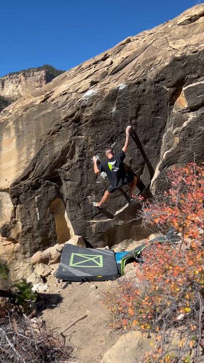 Everest (aka Sagarmatha) v5, Joe's Valley - Beta Video from routesetter