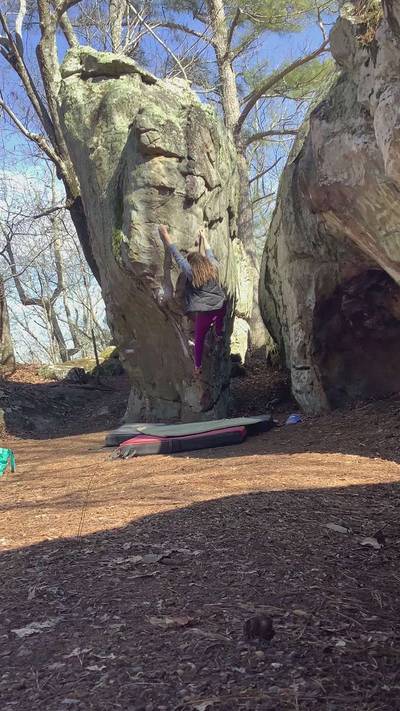 Buzzard v3, Hospital Boulders - Beta Video from sarahrara
