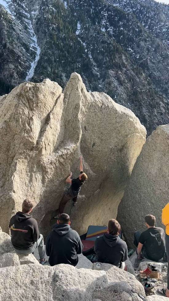 Shield Low v6, Little Cottonwood Canyon - Beta Video from travieggg