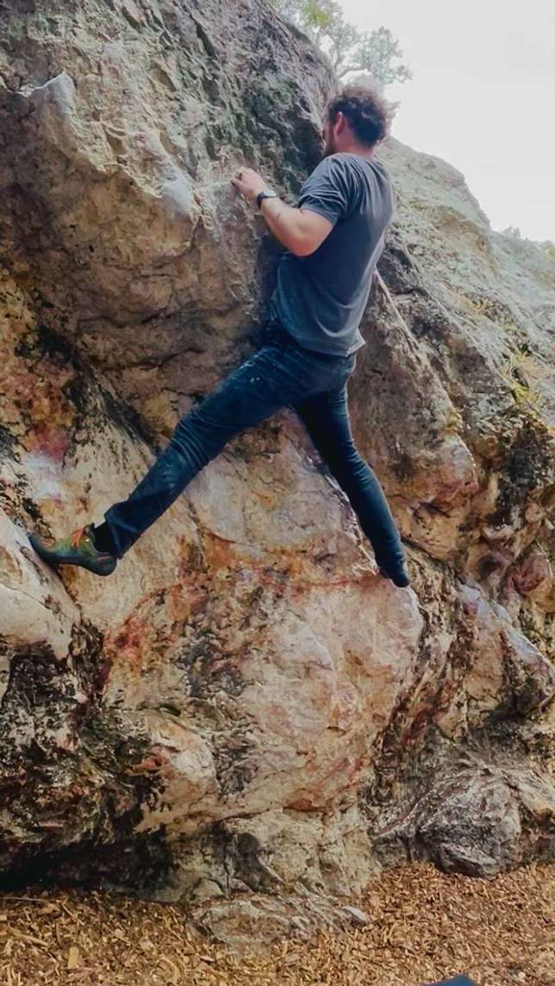 Traverse Wall Variations v1, Berkeley - Beta Video from oakbri