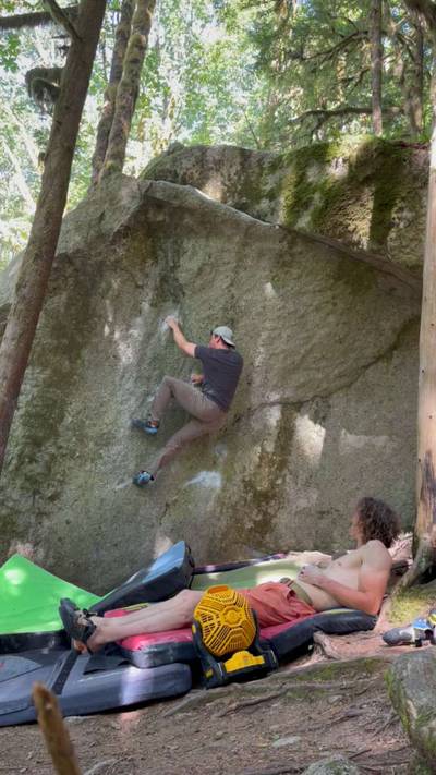 Tyler's Dihedral v3, Squamish - Beta Video from jackcraw