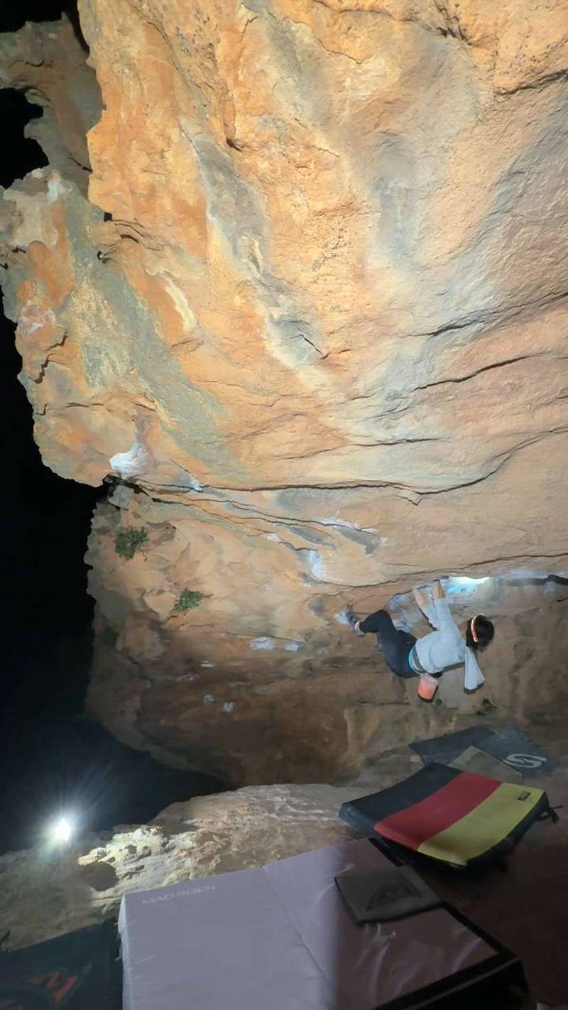 Luna Aura v6, Rocklands - Beta Video from ANTHEA