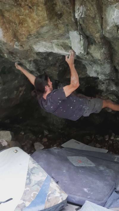 Golden Pinch Low v10, Squamish - Beta Video from thegnarwall