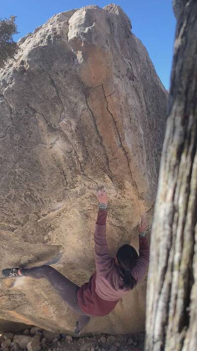 Sun In My Eyes Traverse v6, Joe's Valley - Beta Video from anniemng