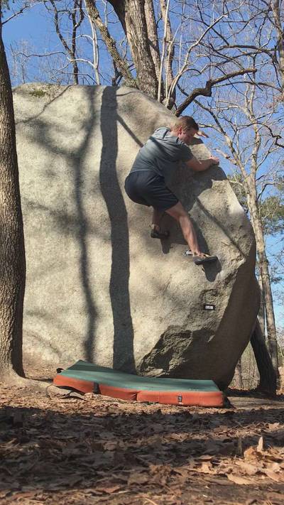 Sourwood Arete v3, Boat Rock - Beta Video from the_bomb_dot_com