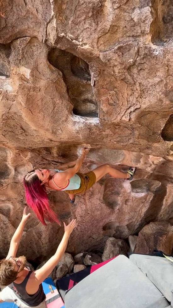 Shaved Pits v2, Hueco Tanks - Beta Video from JoanieMars