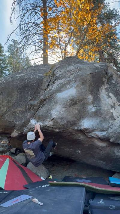 Hueco Crimper Left Entrance v8, Leavenworth - Beta Video from climb_ryan