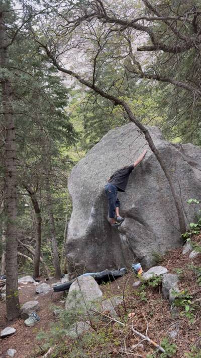 Seams Easy v5, Little Cottonwood Canyon - Beta Video from travieggg