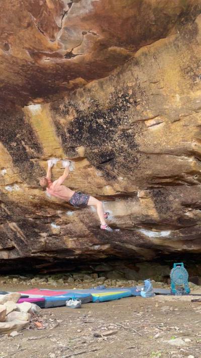 Fred's Roof v10, Cowell - Beta Video from awclimbe86