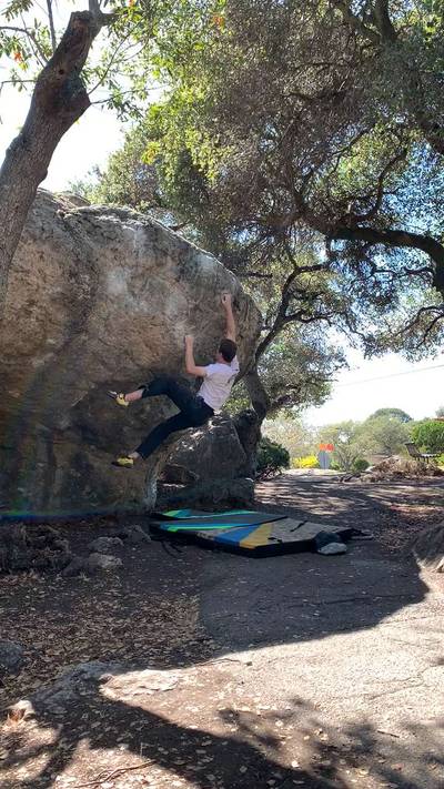 Great Stone Face v8, Berkeley - Beta Video from downclimbsonly