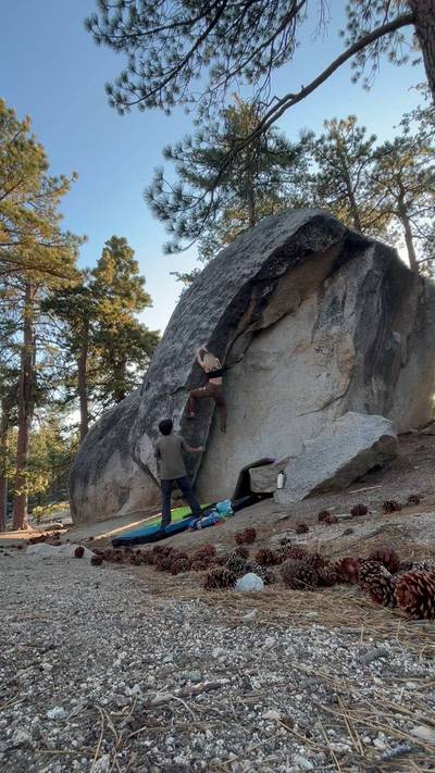 Fallen Arch v5, Black Mountain - Beta Video from emilypaige