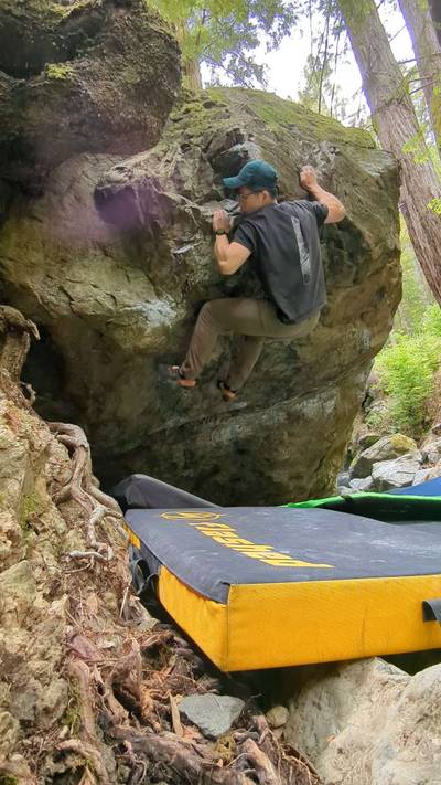 Crumble Mumble v6, Mt. Tamalpais - Beta Video from edasaur