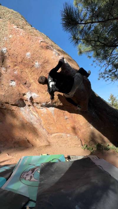 Bob's Bulge v6, Flagstaff Mountain, CO - Beta Video from slapthesloper