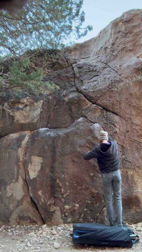 7-10 Split v0, Hueco Tanks - Beta Video from JacobTheRock